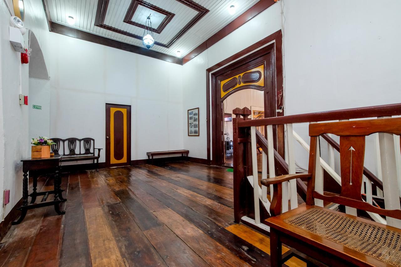 Zen Rooms Calle Crisologo ビガン エクステリア 写真