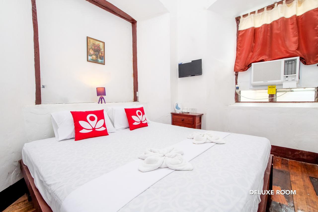 Zen Rooms Calle Crisologo ビガン エクステリア 写真